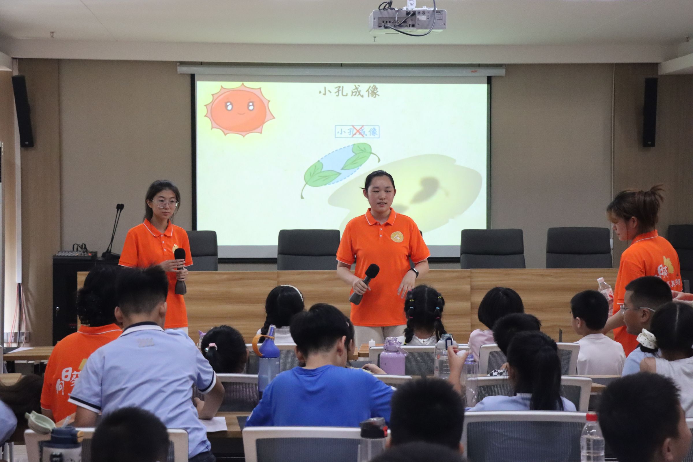 ɽ�|Ů�ӌWԺ�����W�������l������ͯȤ�Mͥ�����ഺ��������L